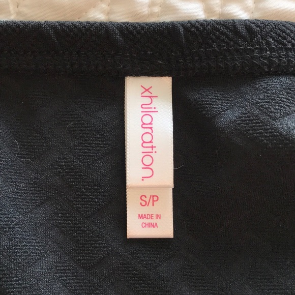 Xhilaration fitted halter top - Picture 4 of 5